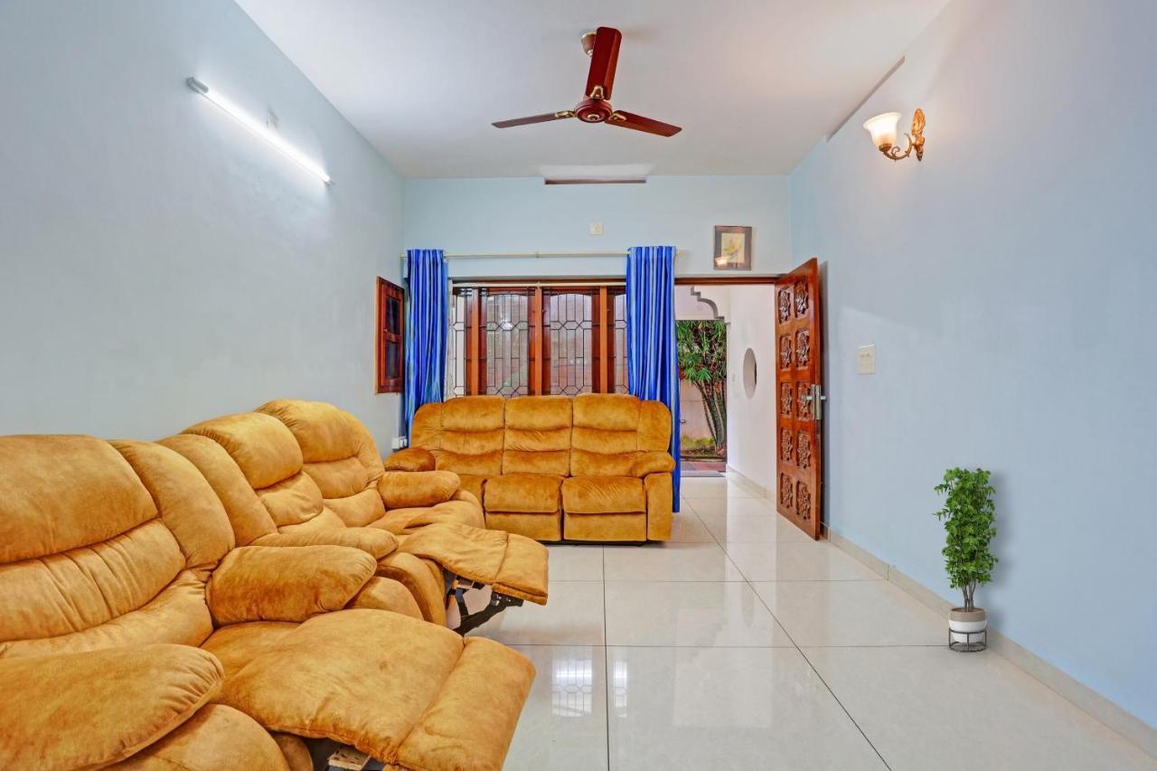 Flagship Hotel Adara Residency Thiruvananthapuram Esterno foto