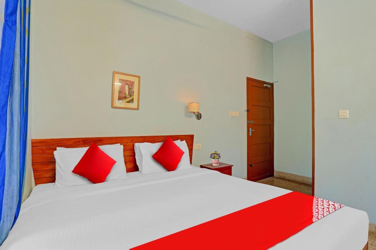 Flagship Hotel Adara Residency Thiruvananthapuram Esterno foto