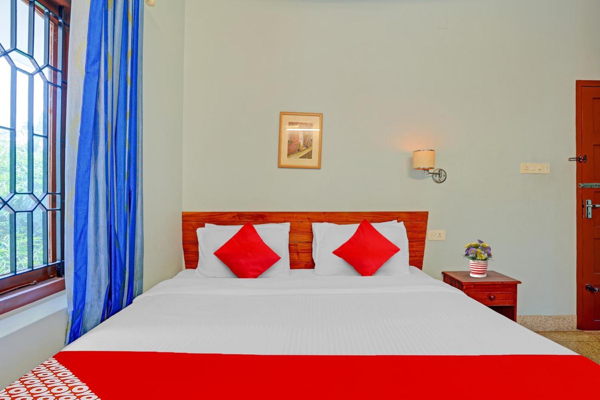 Flagship Hotel Adara Residency Thiruvananthapuram Esterno foto