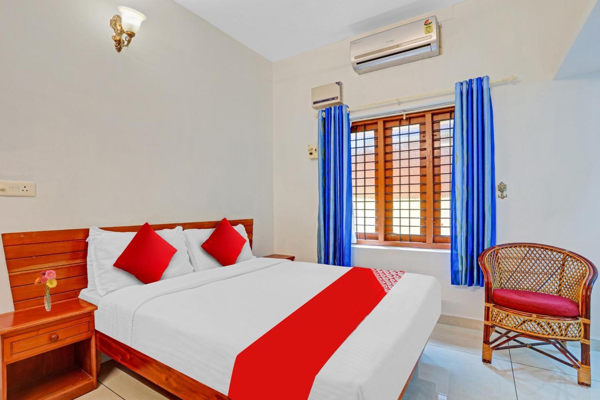 Flagship Hotel Adara Residency Thiruvananthapuram Esterno foto