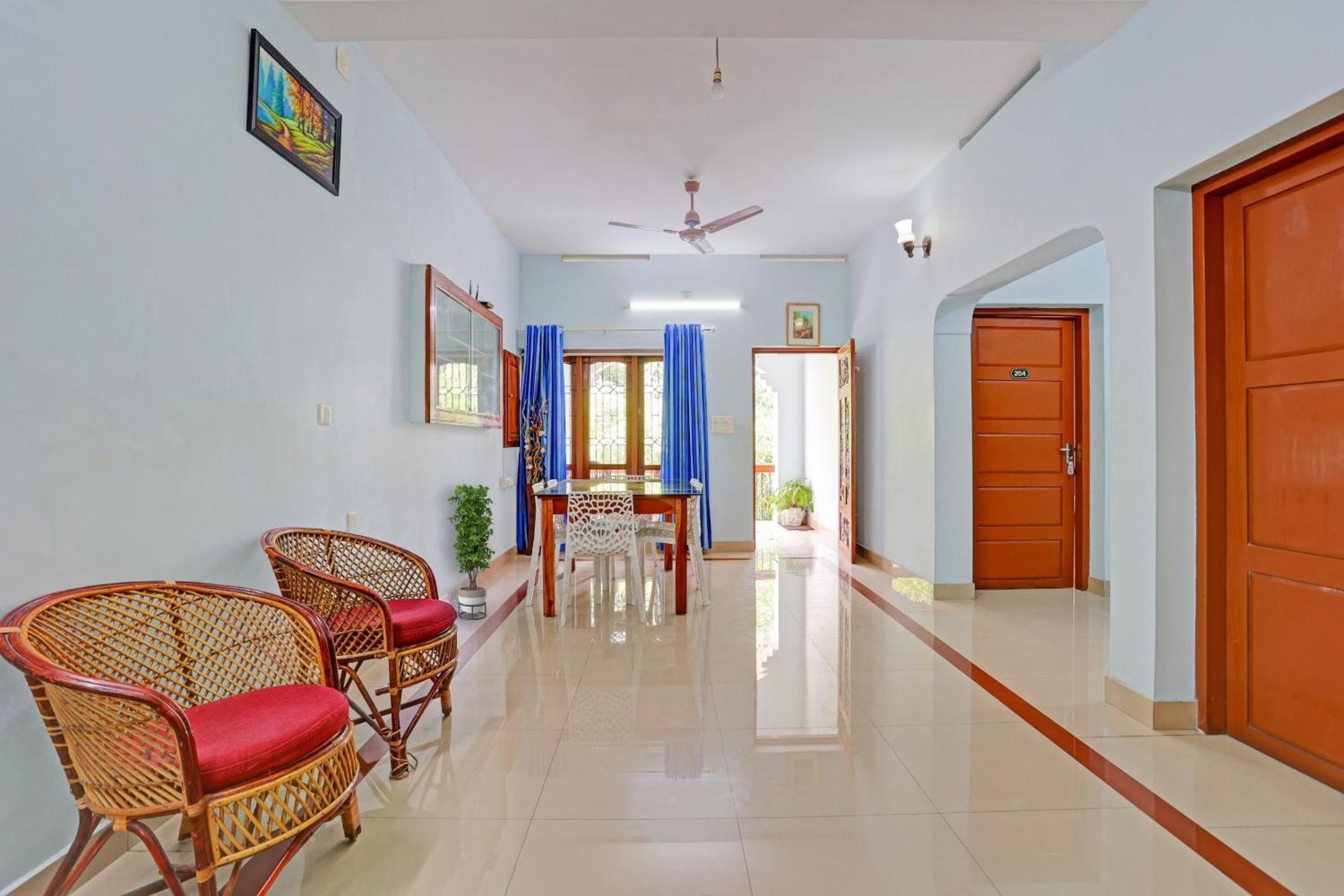 Flagship Hotel Adara Residency Thiruvananthapuram Esterno foto