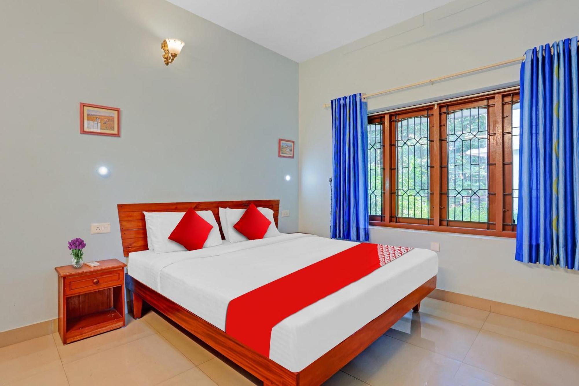 Flagship Hotel Adara Residency Thiruvananthapuram Esterno foto